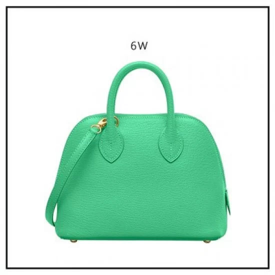 ◆色と丸みが可愛い◆【HERMES】Bolide Casaque ミニ コットン製 Bolide Casaque case, mini model | Hermès Mainland China